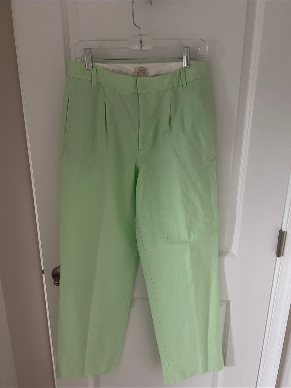 Jcrew Linen key lime colored pants. New. Size 6